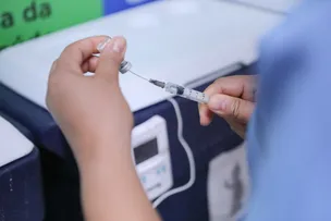 SECRETARIA DA SAÚDE ALERTA PARA NECESSIDADE DOSE DE REFORÇO DA VACINA CONTRA A DENGUE EM SALVADOR