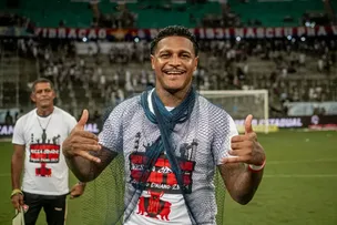VITÓRIA ACERTA EMPRÉSTIMO DO VOLANTE RODRIGO ANDRADE