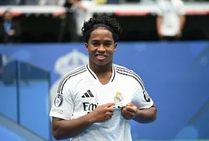 ENDRICK É APRESENTADO COMO NOVO JOGADOR DO REAL MADRID