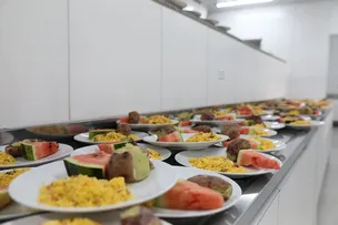 GOVERNO BAIANO INVESTE NA SEGURANÇA ALIMENTAR DOS ESTUDANTES COM USO DE PRODUTOS DA AGRICULTURA FAMILIAR