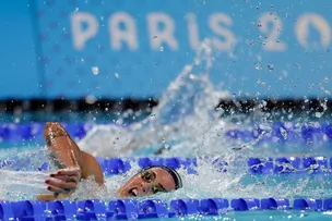 BRASILEIRA CONQUISTA VAGA À FINAL DA NATAÇÃO APÓS 76 ANOS