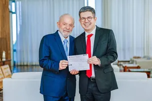 LÍDER DO GOVERNO LULA NO CONGRESSO ESCOLHE NOVO PARTIDO
