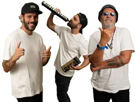 SHOPPING BARRA PROMOVE 2ª EDIÇÃO DA 'SESSÃO DA TARDE' COM SHOW DA BANDA ÓPERA-BUFFA