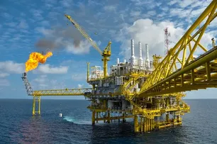 PETROBRAS: PRODUÇÃO DE PETRÓLEO E GÁS NATURAL AUMENTA 2,4% EM UM ANO