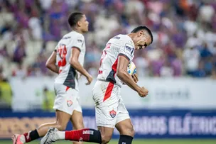 VITÓRIA RECEBE FLAMENGO NO BARRADÃO NESTA QUARTA-FEIRA (24)
