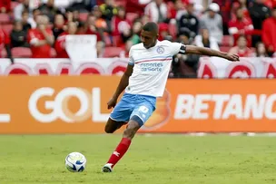 ZAGUEIRO DO BAHIA SOFRE LESÃO NO ROSTO E PODE VIRAR DESFALQUE