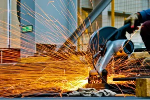 SENAI BAHIA OFERECE VAGAS GRATUITAS PARA CURSOS DE APRENDIZAGEM INDUSTRIAL