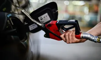 MOTORISTAS DE SALVADOR RELATAM ALTA NOS PREÇOS DA GASOLINA NOS POSTOS DA CAPITAL: 'UM ABSURDO'