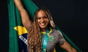 MAIORIA PELA 1ª VEZ, MULHERES ENCABEÇAM SONHOS DE MEDALHAS EM PARIS