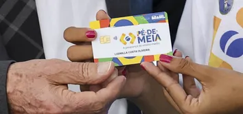 GOVERNO QUER UNIVERSALIZAR PÉ-DE-MEIA PARA TODOS OS ESTUDANTES DO ENSINO MÉDIO PÚBLICO
