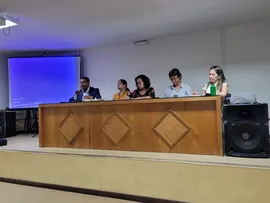 EMBASA PARTICIPA DE DEBATE NA UFBA SOBRE POLÍTICAS DE SANEAMENTO NO BRASIL