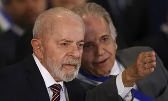 LULA DIZ QUE ALISTAMENTO FEMININO DARÁ DIVERSIDADE ÀS FORÇAS ARMADAS
