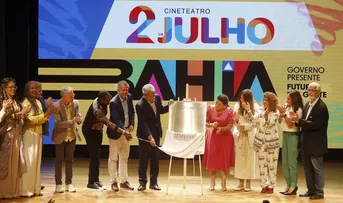 CINETEATRO 2 DE JULHO É ENTREGUE PELO GOVERNO DO ESTADO