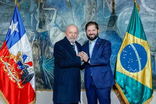 NO CHILE, LULA PEDE QUE MADURO SEJA TRANSPARENTE E OUVE INDIRETA DE BORIC