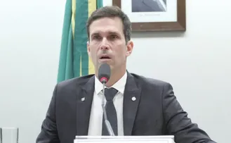 PROJETO RESERVA VAGAS GRATUITAS PARA CRIANÇAS DE BAIXA RENDA EM CAMPEONATOS ESPORTIVOS