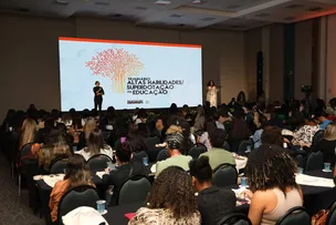 SEC PROMOVE DEBATE SOBRE INCLUSÃO DE ESTUDANTES COM ALTAS HABILIDADES E SUPERDOTAÇÃO EM ENCONTRO