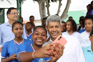 SAÚDE BUCAL ITINERANTE É IMPLANTADO NAS ESCOLAS ESTADUAIS DE FEIRA DE SANTANA