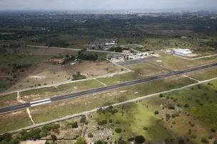 JERÔNIMO DESAPROPRIA ÁREA PARA AMPLIAR AEROPORTO DE FEIRA DE SANTANA