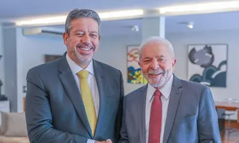 NO ALVORADA, LULA DISCUTE COM ARTHUR LIRA SUCESSÃO NA CÂMARA