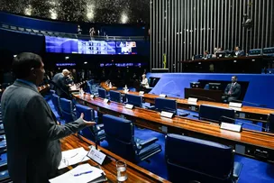 SENADO RETOMA TRABALHOS REMOTAMENTE