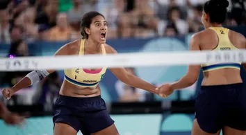 ANA PATRÍCIA E DUDA AVANÇAM PARA A SEMIFINAL NO VÔLEI DE PRAIA