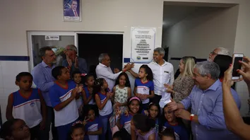 GOVERNO ENTREGA UNIDADE DE ACOLHIMENTO PARA CRIANÇAS E ADOLESCENTES E OUTRAS OBRAS EM CORRENTINA