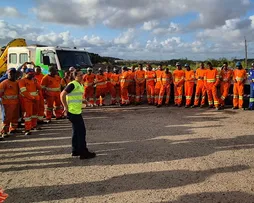 COMBATE AO ASSÉDIO NAS RODOVIAS: EMPRESAS DE SALVADOR E REGIÃO METROPOLITANA PARTICIPAM DE TREINAMENTO