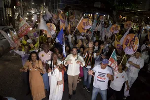 "SOMOS A EXPRESSÃO DA ESQUERDA DE SALVADOR", DIZ KLEBER ROSA DURANTE CAMINHADA NO RIO VERMELHO