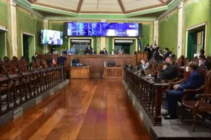 CANDIDATURAS COM APELO RELIGIOSO CAEM 60% EM SALVADOR