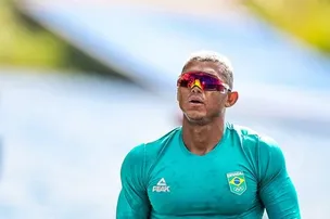 ISAQUIAS QUEIROZ GARANTE VAGA NA FINAL DO C1 1000M EM PARIS