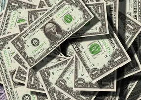 QUANTIDADE DE PESSOAS 'ULTRA-RICAS' CRESCERAM 8% EM 2023, COM MAIS DE US$ 30 MILHÕES EM PATRIMÔNIO