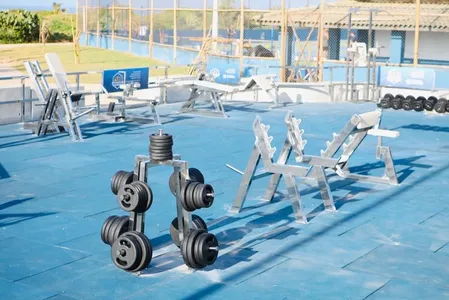 SALVADOR GANHA 7ª ACADEMIA AO AR LIVRE NA BOCA DO RIO E 62º CAMPO COM GRAMA SINTÉTICA EM NOVA BRASÍLIA