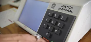 MAIS DA METADE DOS ELEITORES DE SALVADOR AINDA NÃO DECIDIU O VOTO PARA VEREADOR, APONTA PESQUISA