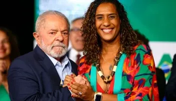 EM MEIO A DENÚNCIAS CONTRA SILVIO ALMEIDA, LULA CONCEDE FÉRIAS PARA ANIELLE
