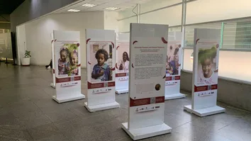 ESTAÇÃO LAPA DE METRÔ RECEBE EXPOSIÇÃO DO HEMOBA PARA DIVULGAR CENSO DAS PESSOAS COM DOENÇA FALCIFORME