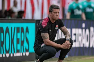 VITÓRIA TEM CAMPANHA DE G-6 NO RETURNO DO BRASILEIRÃO