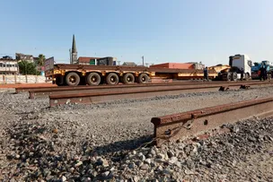 GOVERNO DO ESTADO RECEBE PRIMEIRO CARREGAMENTO DE TRILHOS PARA A IMPLANTAÇÃO DO VLT DE SALVADOR E RMS