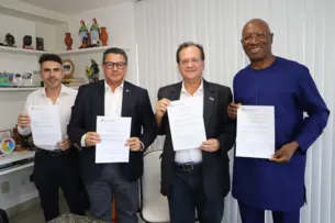 GOVERNO DO ESTADO FIRMA PROTOCOLO DE COOPERAÇÃO PARA CAPTAÇÃO DO VOO LIGANDO O BENIN À BAHIA