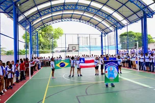 QUADRA POLIESPORTIVA EM ESCOLA NO CABULA É REFORMADA PARA ATIVIDADES FÍSICAS E LAZER