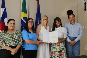 EM ATO DE NOMEAÇÃO DA PRIMEIRA CONSUL, SALVADOR E POLÔNIA FIRMAM COOPERAÇÃO