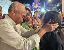 JOSÉ RONALDO ASSUME COMPROMISSO DE URBANIZAR TODAS AS PRAÇAS E ACABAR COM ALAGAMENTOS NA CIDADE NOVA