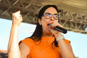 LUDMILLA FISCINA REPUDIA FALAS MACHISTAS DE PAULO CÉZAR E DEFENDE ATUAÇÃO POLÍTICA FEMININA