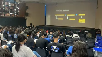 AULÃO TERRITORIAL EM SALVADOR PREPARA ESTUDANTES PARA O ENEM 2024