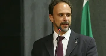 ANTONIO ADONIAS SERÁ O SÉTIMO PROFESSOR DA FACULDADE BAIANA DE DIREITO E GESTÃO EMPOSSADO NA ACADEMIA DE LETRAS JURÍDICAS DA BAHIA