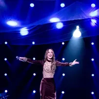 CLAUDIA LEITTE DIVULGA NOVA FAIXA DE “INTERTEMPORAL”. CONFIRA!