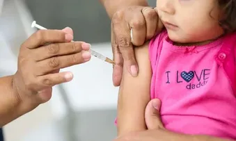 VEJA LISTA DAS VACINAS QUE ESTÃO EM FALTA EM CIDADES BAIANAS, SEGUNDO A CNM