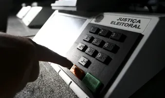 STF MANTÉM REGRA QUE RESERVA 30% DOS FUNDOS ELEITORAIS PARA CANDIDATOS PRETOS E PARDOS