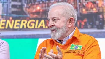 "BANDO DE IMBECIL", DISPARA LULA SOBRE QUEM DEFENDE VENDA DA PETROBRAS