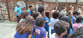 CONGRESSO IBEROAMERICANO DE BIOGEOGRAFIA DESTACA EXPERIÊNCIA DE AULAS DE CAMPO DE COLÉGIO ESTADUAL NA BAHIA