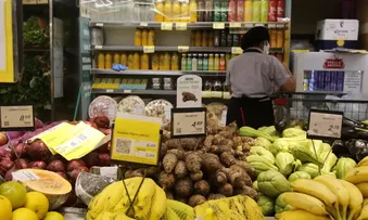 SERVIÇOS EM AGOSTO SINALIZAM DESACELERAÇÃO, MAS CONSUMO DAS FAMÍLIAS ATENUA TENDÊNCIA